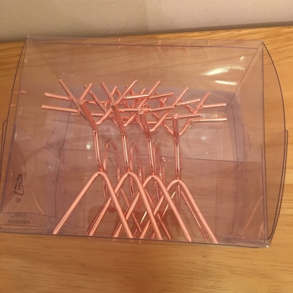 Set of 4 Debi Lilly Reindeer Napkin Holders ~ NEW - Picture 2 of 2